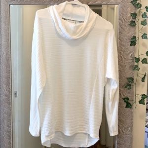 Retrology sweater NWT
